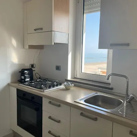Appartamento Sul Mare Roseto Degli Abruzzi Exterior photo